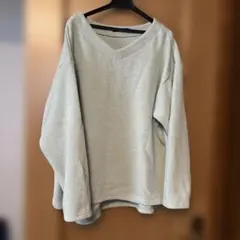 ライトグレー Vネック トレーナー