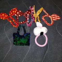 カラフルヘアゴム5個、ぬいぐるみヘアゴム、ラメラメキーホルダー