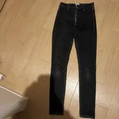 GYDA ブラック スキニーデニム
