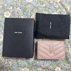 SAINT LAURENT バーガンディ 三つ折り財布 - メルカリ