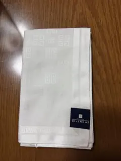 GIVENCHY ハンカチーフのサムネイル