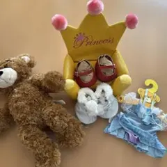 ビルドアベア　ぬいぐるみと着せ替え服セット