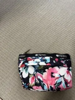 LeSportsac フラワープリント ポーチ