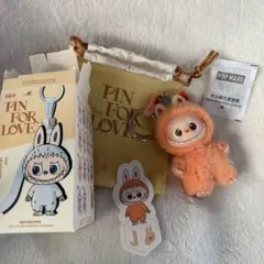 ラブブ イニシャル ぬいぐるみ