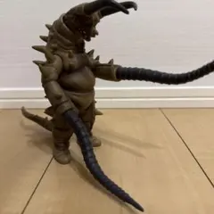 ウルトラ怪獣シリーズ2006 サドラ・グドン - メルカリ