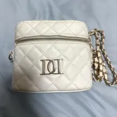 Darich キルティングスクエアミニバッグ WHT ホワイト バニティ