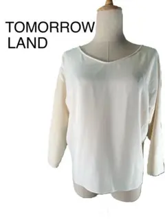 トゥモローランド トップス オフホワイト Uネック 薄手 カットソー シルク使用