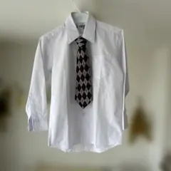 キッズ　ホワイト長袖シャツ・ネクタイ付き
