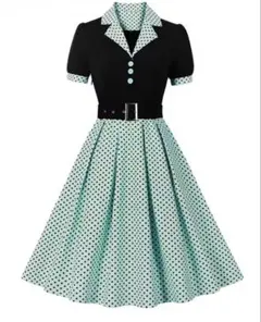 新品　レトロワンピース