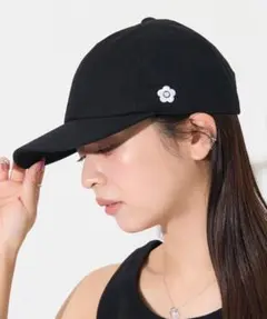 マリクワ　黒　キャップ　帽子