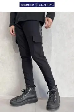 極美品 リサウンドクロージング レザーラインナイロンカーゴパンツ 黒×レザーのサムネイル