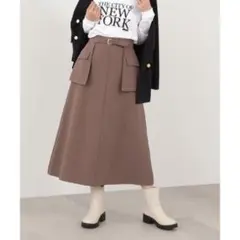 エヌ ナチュラルビューティーベーシック　レイヤードベルト付Aラインスカート