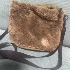 ブラウンファーショルダーバッグ