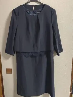 ESPRITMUR ブラック ワンピーススーツ レース装飾付き ネイビー　9号M