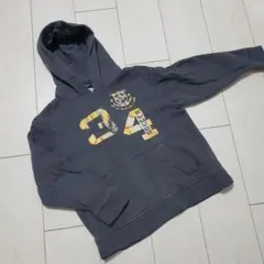 Gap Kid　6-7才　110〜120cm相当　フード付きパーカー グレー