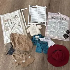 ハンガーセットと衣類アイテム