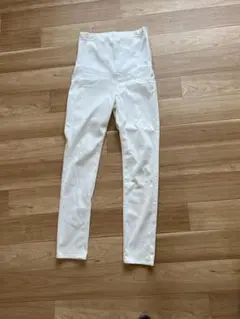 ユニクロ マタニティパンツ ホワイト
