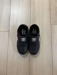 最終価格umbro サッカーシューズ 黒　17㎝