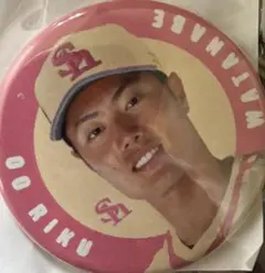 ピンクフルデー2026周東佑京選手缶バッジ - メルカリ