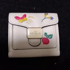COACH 二つ折り財布 フラワー刺繍