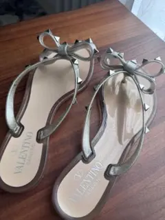 2025年最新】ヴァレンティノサンダルの人気アイテム - メルカリ