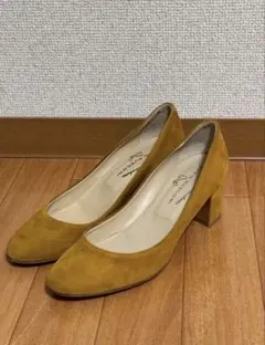 FABIO RUSCONI スエード　パンプス 38 イエローのサムネイル