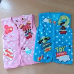 ミッキー ・ミニー＆トイ・ストーリー フリースベスト 2枚セット