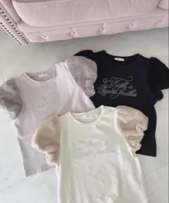 新品タグ付き evelyn ビジュー袖ファーTピンク