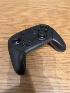 Nintendo Switch 純正プロコントローラー