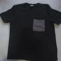 ZARA 黒 Mサイズ ポケットTシャツ