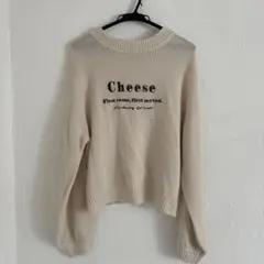 ロゴ 刺繍ニット