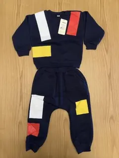 新品、未使用 韓国通販 トレーナー パンツ裏起毛 スウェット上下　キッズ