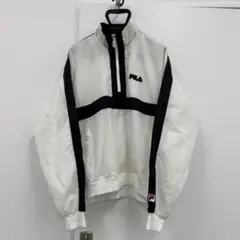 FILA ハーフジップパーカー　ナイロン　Mサイズ