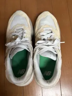 New Balance スニーカー ベージュ　57/40のサムネイル