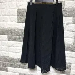 美品【OFUON】オフオンフレアスカート ひざ丈黒チェックシースル体型カバーのサムネイル