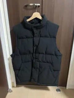 黒 ダウンベスト ノースリーブ　GU
