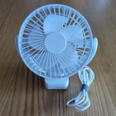 ニトリ　4WAY マグネット付きクリップファンのサムネイル