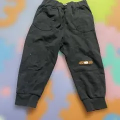 黒 チェック柄 長ズボン 絆創膏　刺繍付き