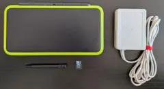 【美品】Newニンテンドー2DS LL ブラック×ライム