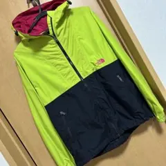 THE NORTH FACE マウンテンパーカー 蛍光イエロー/黒