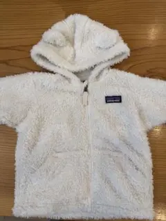 patagoniaパタゴニア　ベビーファーリーフレンズフーディ 6-12m
