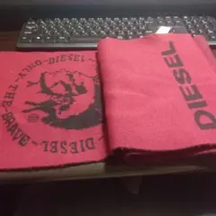 y*x様 DIESEL マフラー レッド ロゴ入り中古のサムネイル