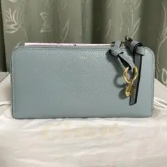クロエ アルファベットロングウォレット ジップ付き長財布 クラウディブルー