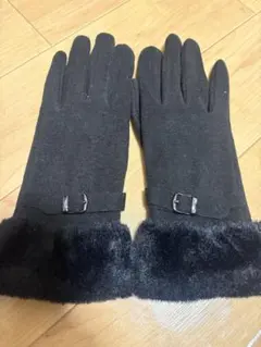 ブラックファー付き手袋【値下げ中】