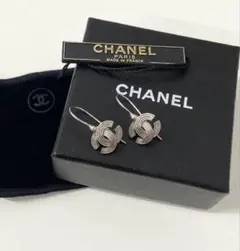 希少　CHANEL シャネル ピアス　ココマーク　CC ユニセックス 刻印あり