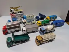 に*ょ様 トミカ 中古 13台 まとめ売り ⑭ おまけケース付き