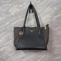 マイケルコース トートバッグ バイカラー A4収納可 チャーム付き