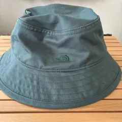 TheNorthFace purple labelハット