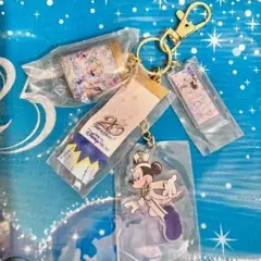 TDS東京ディズニーシー25周年　カプセルトイ　キーチェーン　20周年②