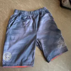 adidas 半ズボン サッカーチームロゴ付き　140